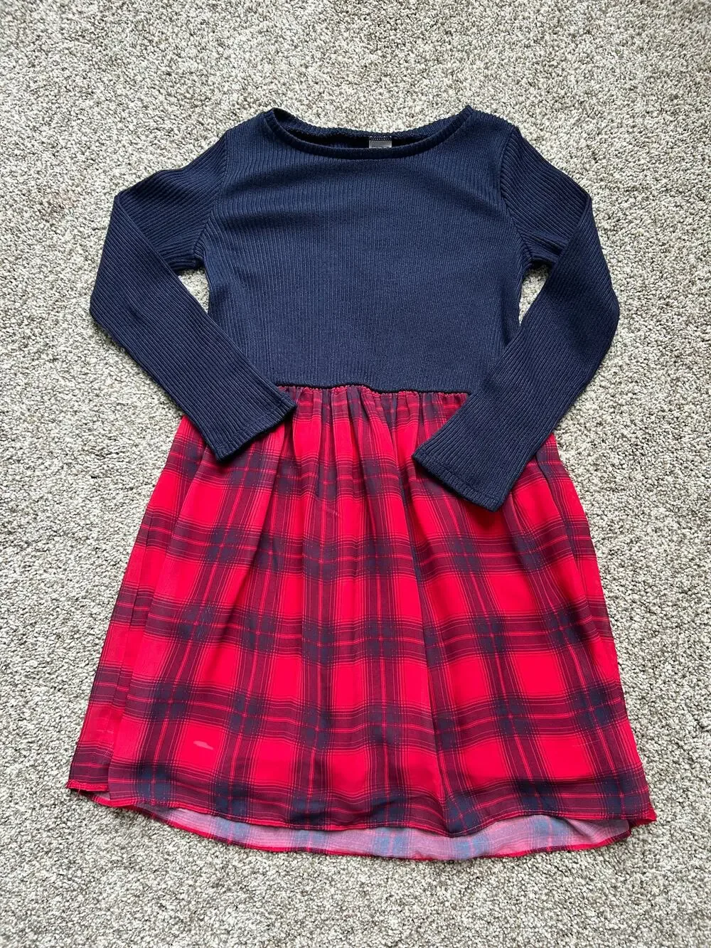 Oshkosh Girls Red and Black Christmas Plaid Dress, Size 7
